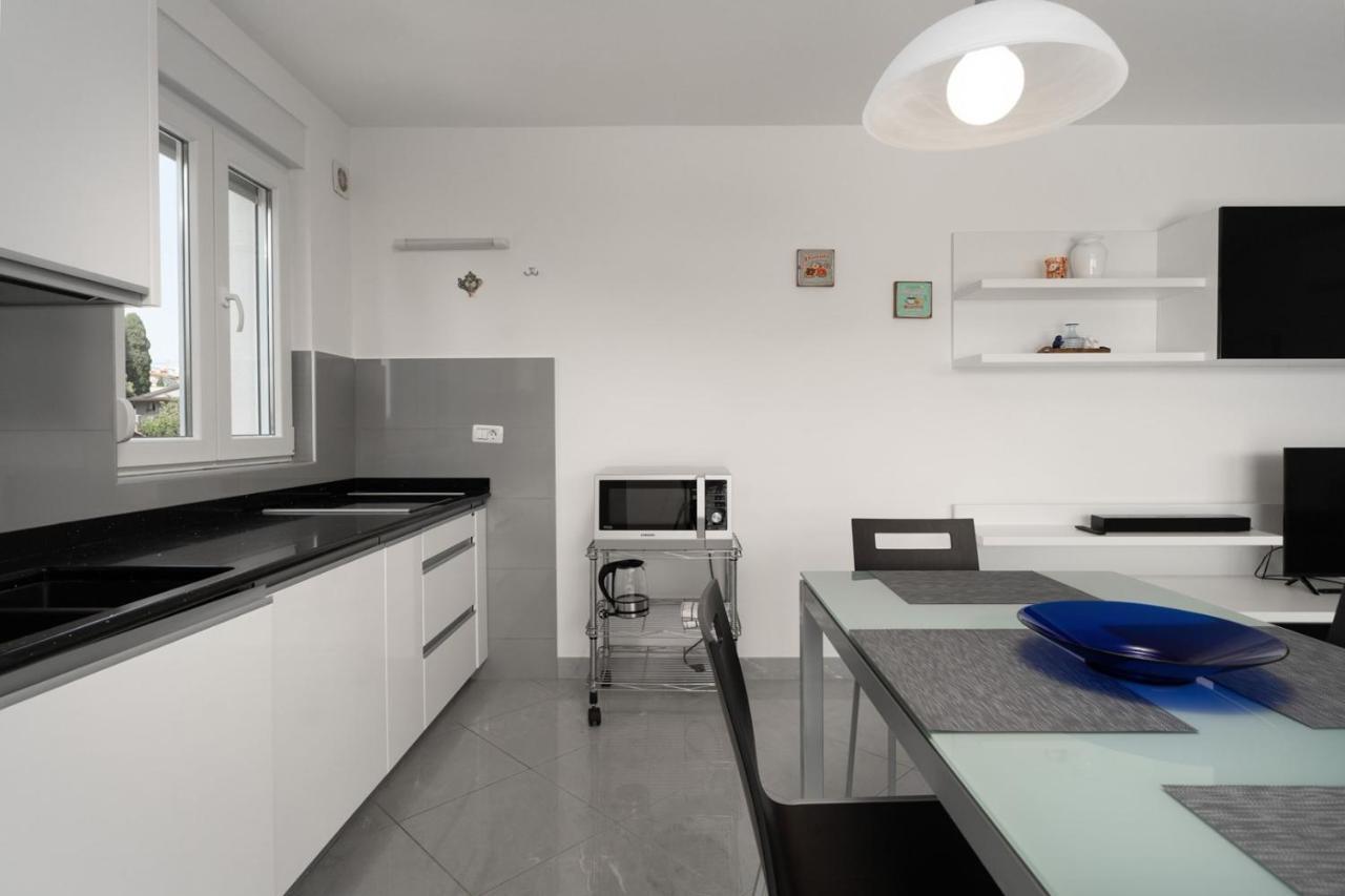 Apartment Sky By Seeadria Agency Novigrad Istria Exterior foto