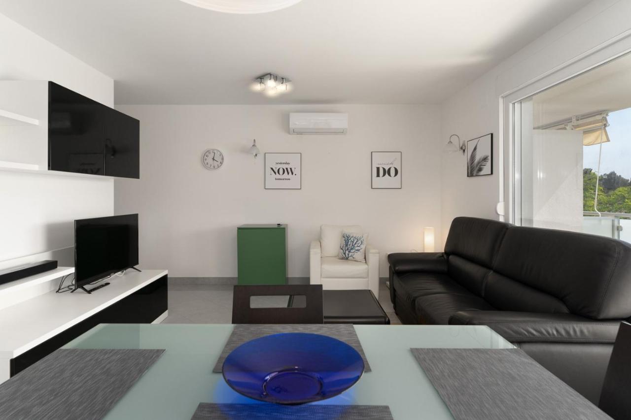 Apartment Sky By Seeadria Agency Novigrad Istria Exterior foto