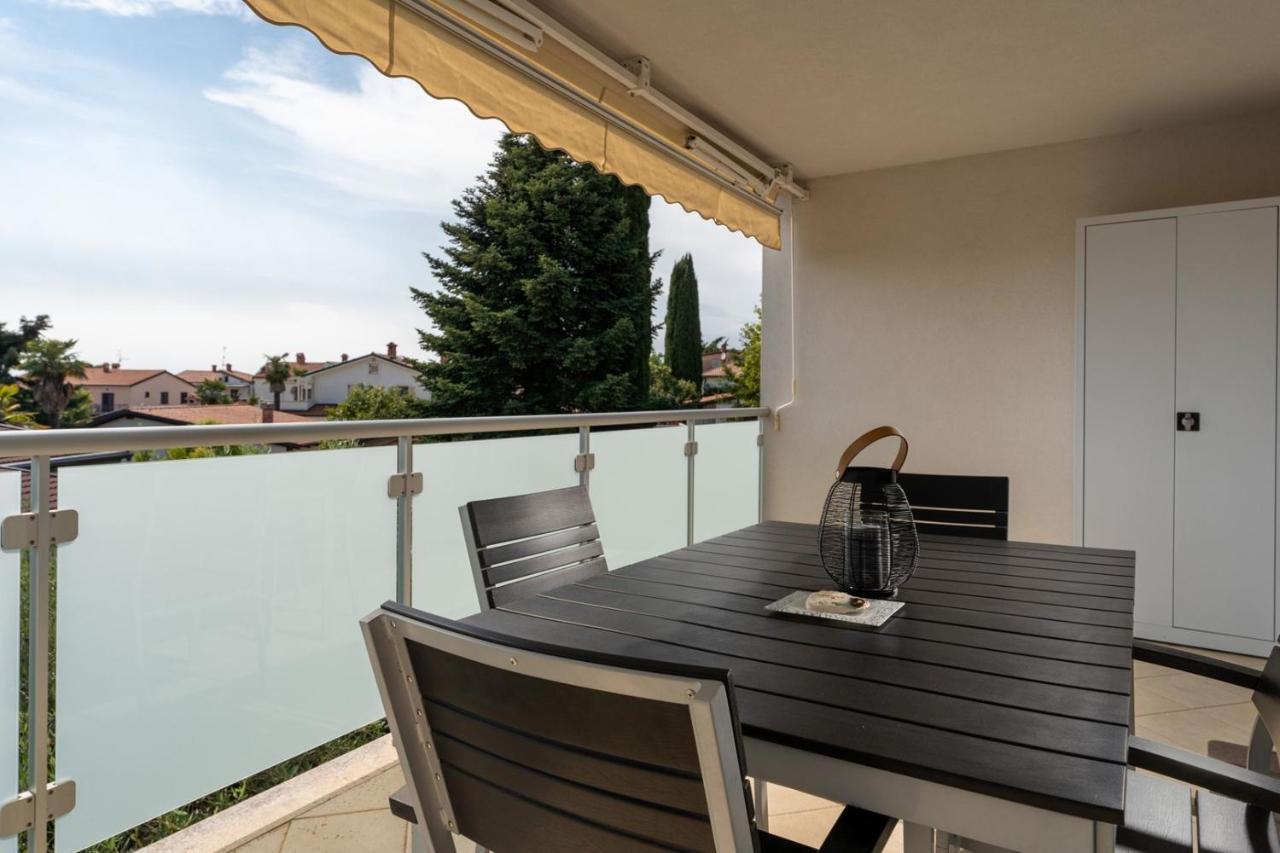 Apartment Sky By Seeadria Agency Novigrad Istria Exterior foto